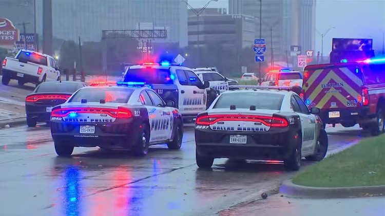 TEKSAS’TA KESKİN NİŞANCI DEHŞETİ: DALLAS’TA SİLAHLI SALDIRI