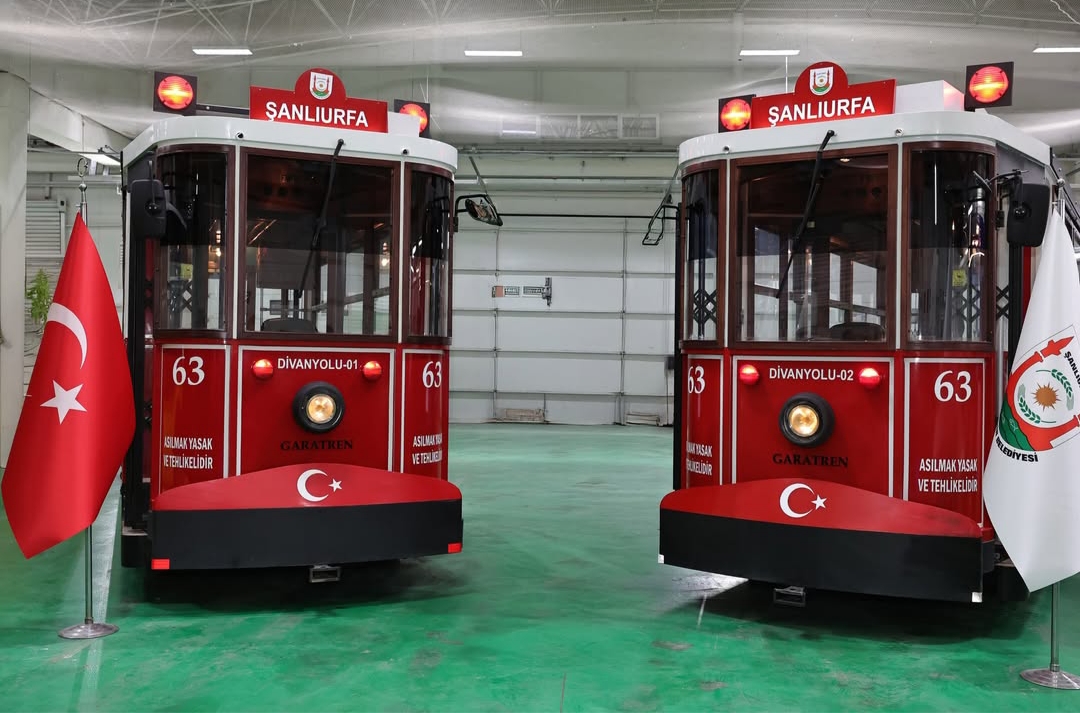 ŞANLIURFA'YA NOSTALJİK TRAMVAY MÜJDESİ: DİVANYOLU ARAÇ TRAFİĞİNE KAPANIYOR