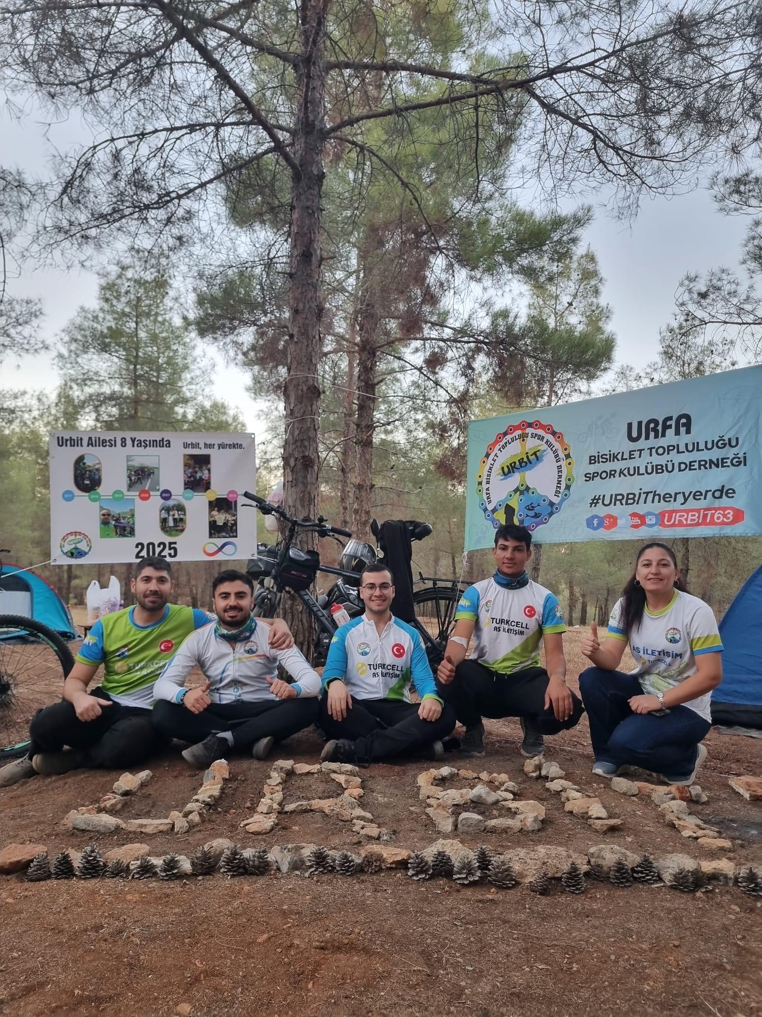 Urfa Bisiklet Topluluğu Spor Kulübü 8. Yılını Güllübağ Ormanı’nda Kutladı