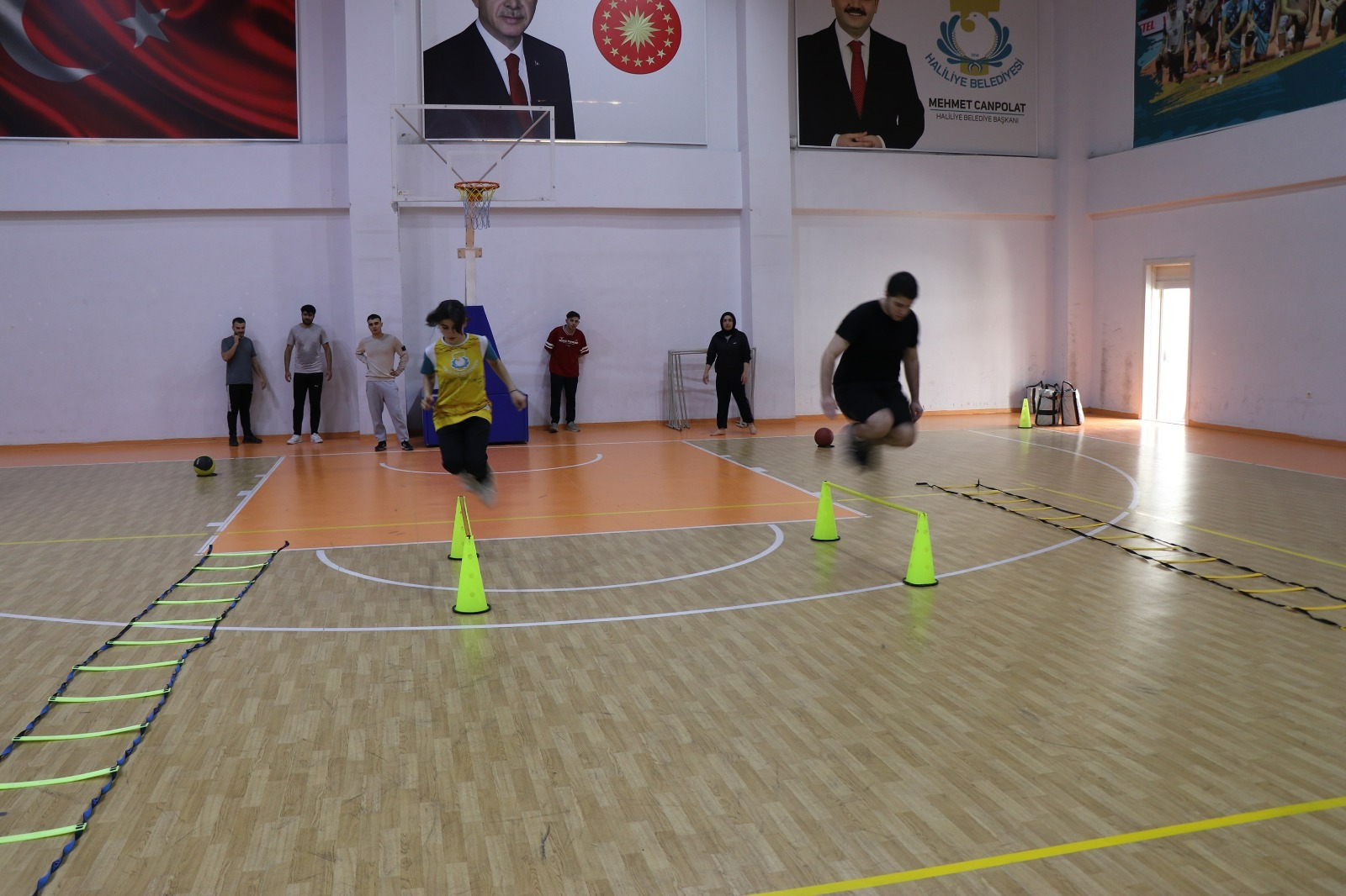 BESYO VE POMEM HAYALİ KURULAN GENÇLER HALİLİYE’DE HEDEFE KOŞUYOR