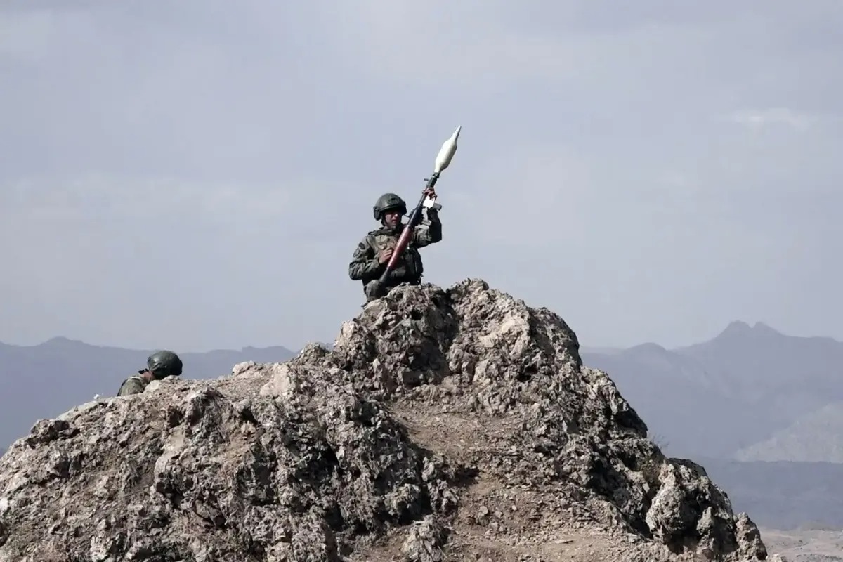 PKK’DAN ZAP BÖLGESİYLE İLGİLİ SÜRPRİZ AÇIKLAMA: TERÖRİSTLERİ GERİ ÇEKTİK