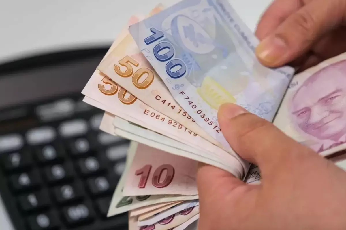 MEMUR VE EMEKLİYE KÖTÜ HABER: OCAK ZAMMI İÇİN TEK SEÇENEK MASADA!