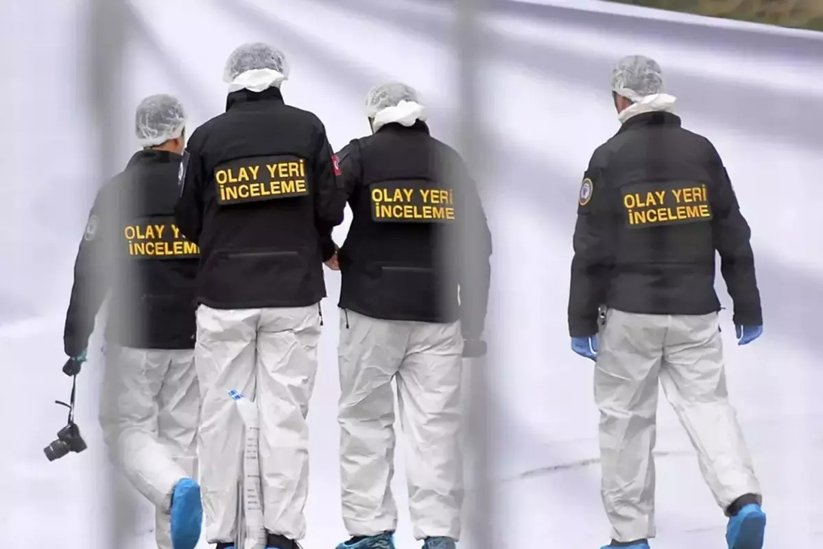 MARDİN’DE KORKUNÇ AİLE FACİASI! ANNE, BABA VE 5 YAŞINDAKİ KIZLARI EVDE ÖLÜ BULUNDU