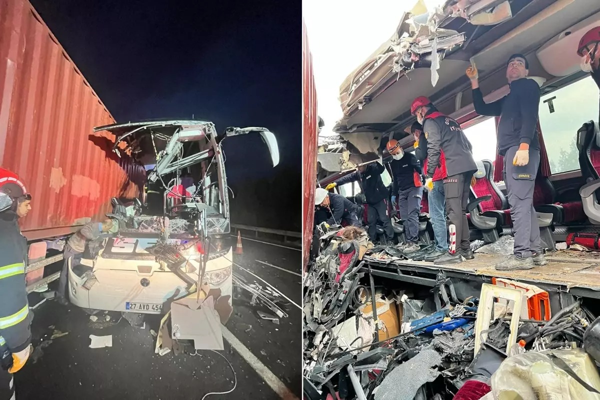 SABAHA KARŞI KORKUNÇ ÇARPIŞMA: 7 KİŞİ ÖLDÜ