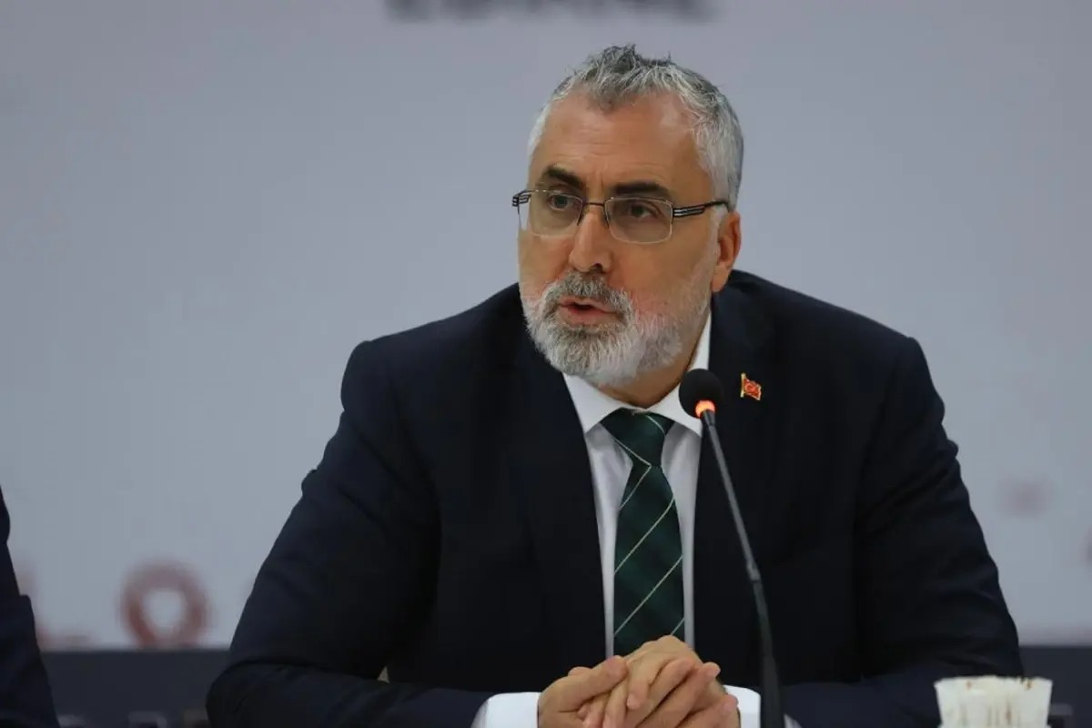 ASGARİ ÜCRETTE GERİ SAYIM! BAKAN IŞIKHAN’DAN SÜRECE DAİR YENİ MESAJ