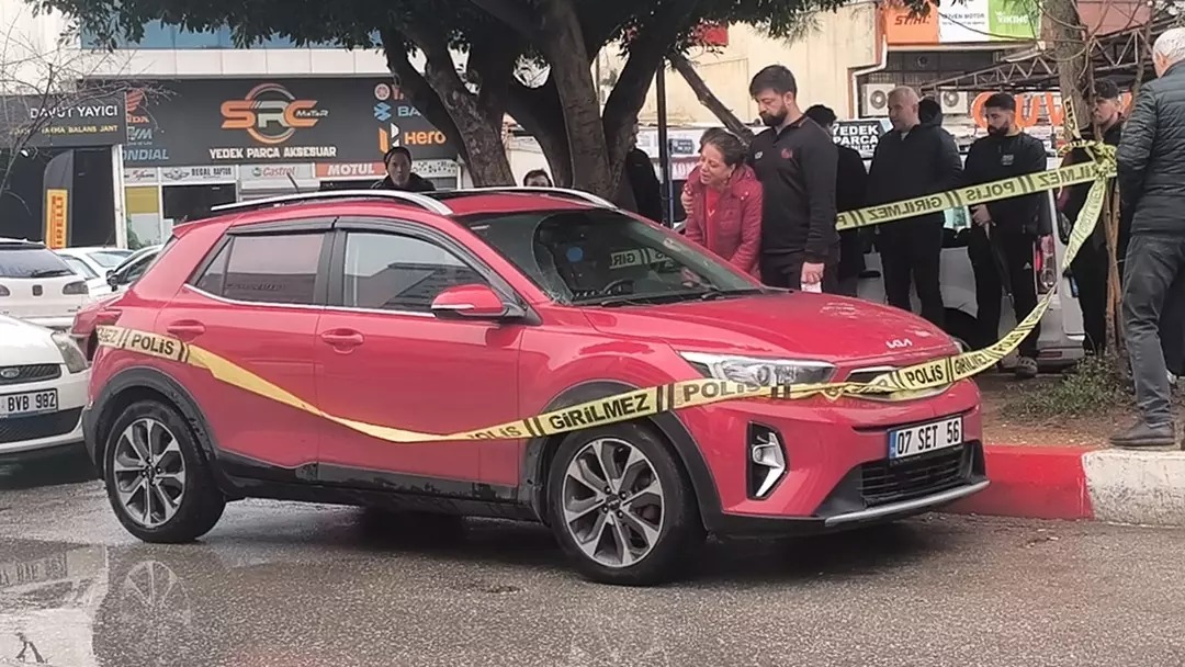 SANAYİDE YÜREK YAKAN ÖLÜM: EŞİNİN FERYADI OLAY YERİNDE SESSİZLİĞİ BOZDU