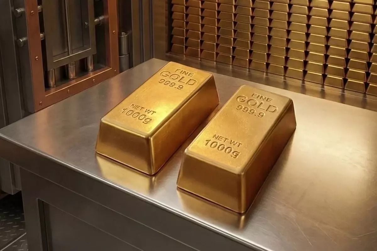 ALTINDA TARİHİ ÇÖKÜŞ SONRASI ÇİN SAHNEDE: ALTIN VE GÜMÜŞÜ TOPLUYOR