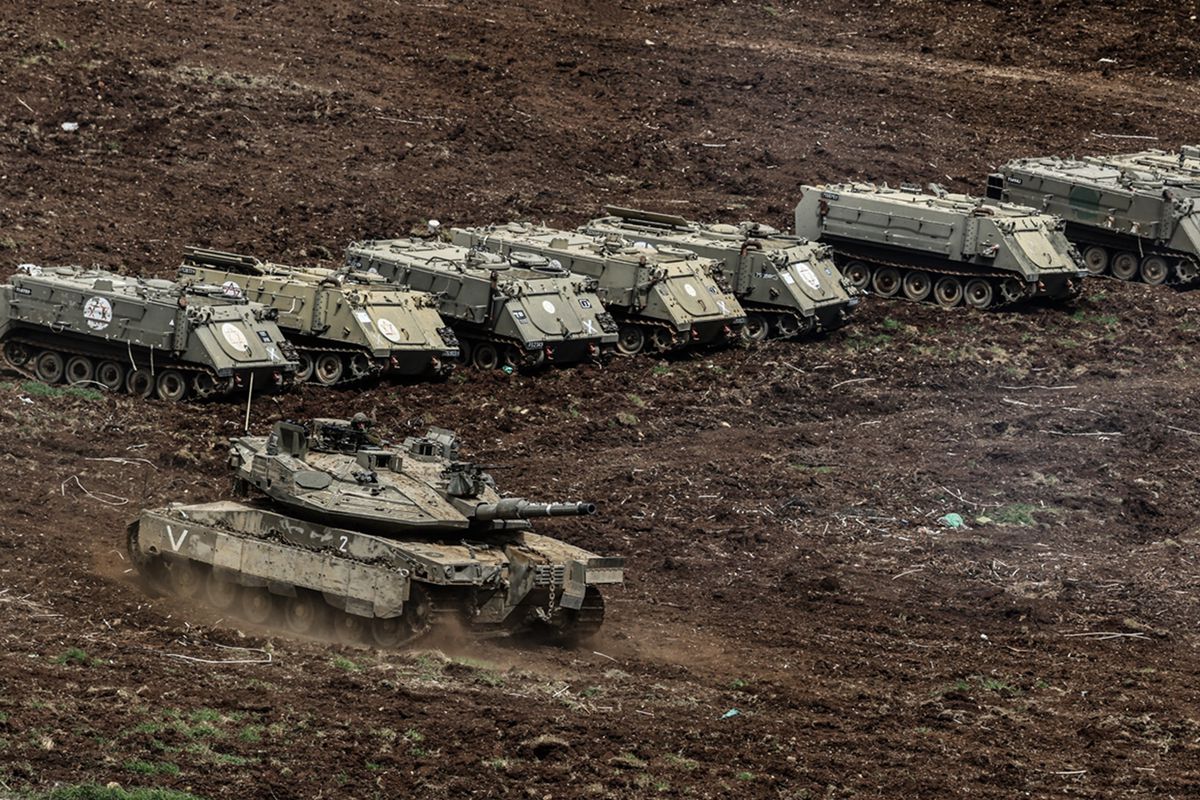 İSRAİL LÜBNAN’IN GÜNEYİNDE KARA HAREKÂTI BAŞLATTI