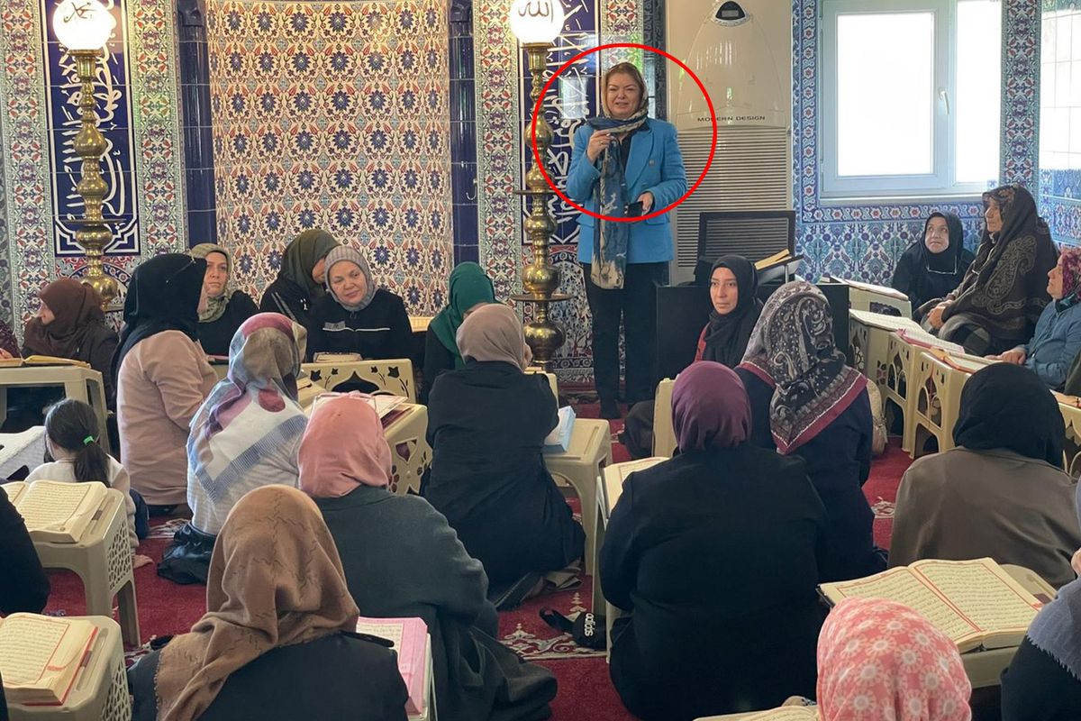 CAMİDE SİYASET TARTIŞMASI YENİDEN GÜNDEM OLDU