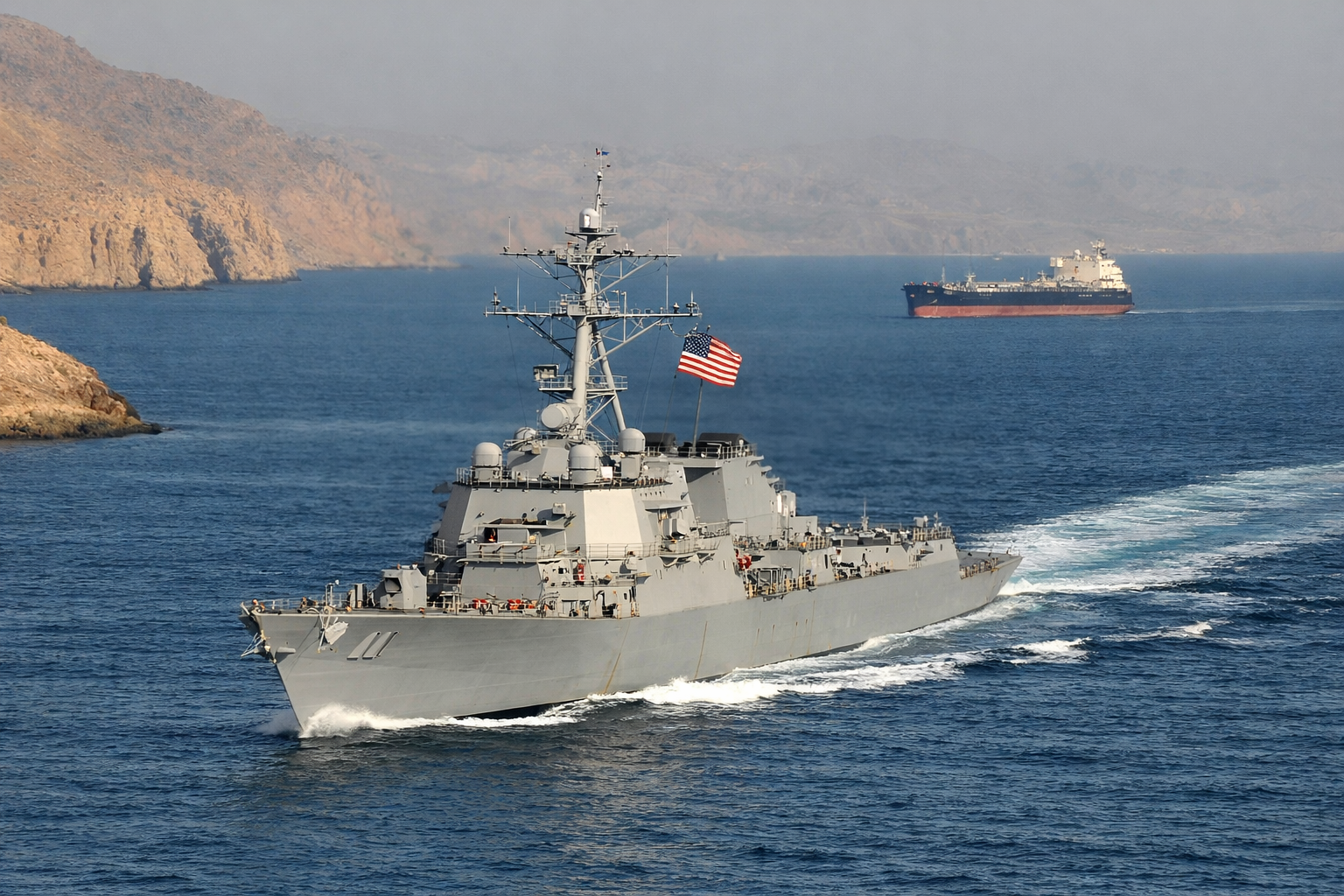 HÜRMÜZ BOĞAZI İÇİN KOALİSYON TARTIŞMASI BÜYÜYOR