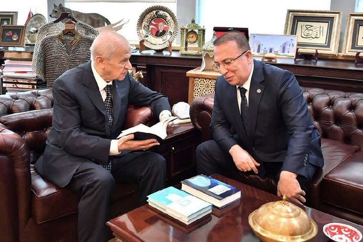 MHP’DE KRİZ DERİNLEŞTİ: İSTİFA SONRASI SARAL’DAN DİKKAT ÇEKEN PAYLAŞIM