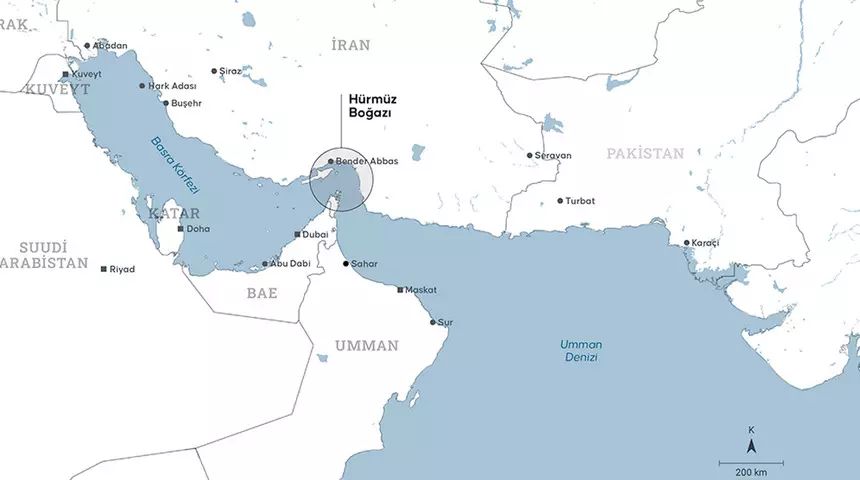 İran’dan Son Dakika Açıklaması: Hürmüz Boğazı Açıldı, Donald Trump “Abluka Sürecek” Dedi