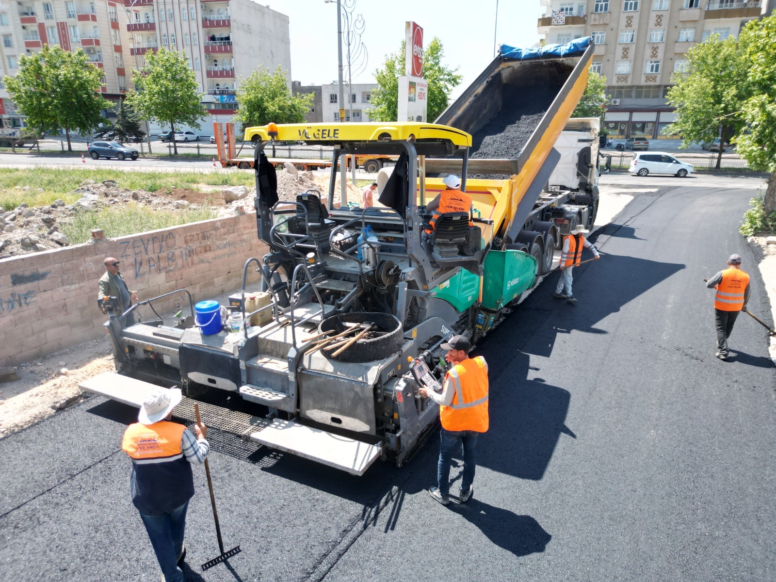 Viranşehir’e Bayram Hediyesi: Uğur Boran Caddesi Yenilendi