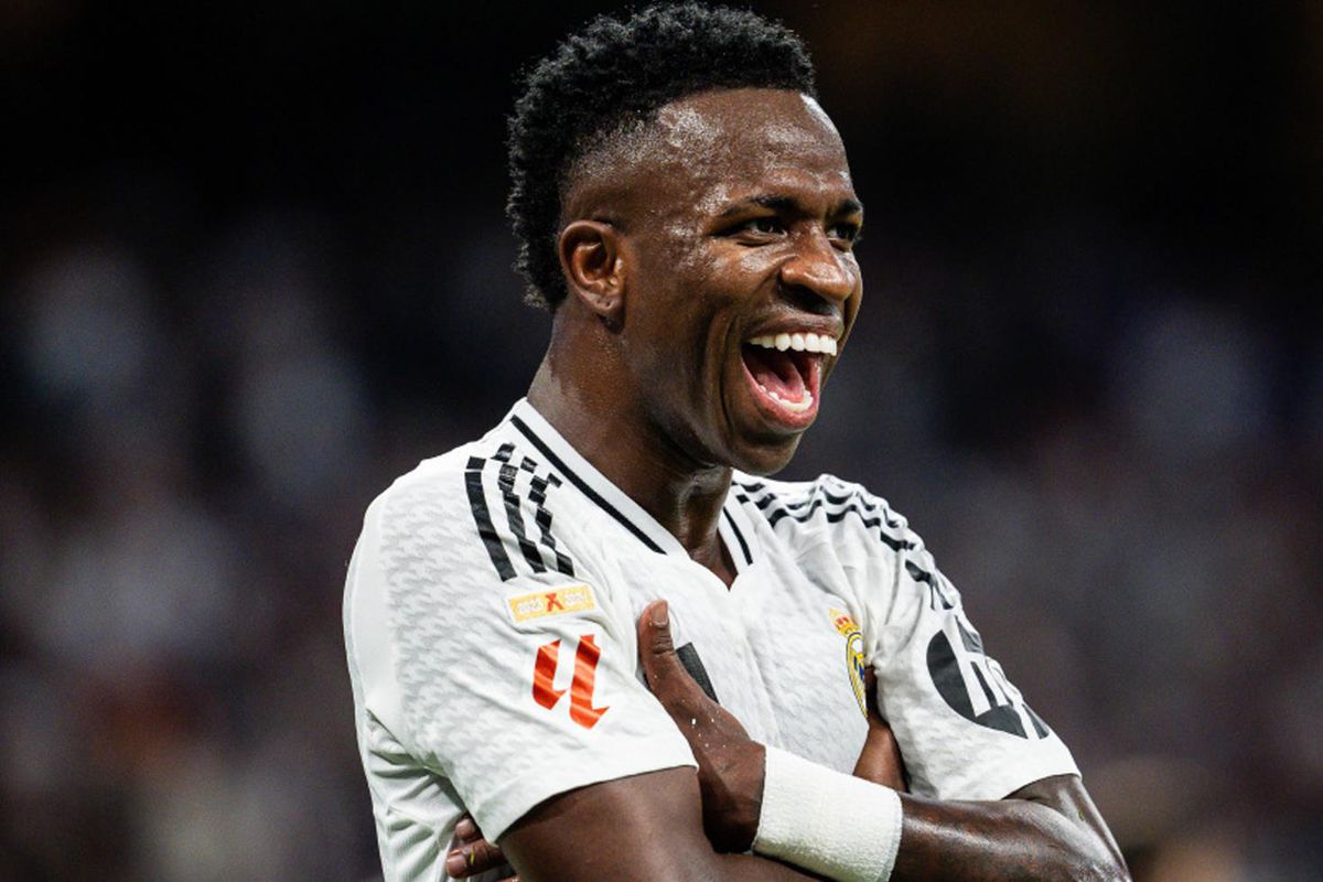 Vinicius Junior'ın Yeni Görünümü Gündem Oldu! Çene Operasyonu Sonrası Tanınmakta Zorlanıldı