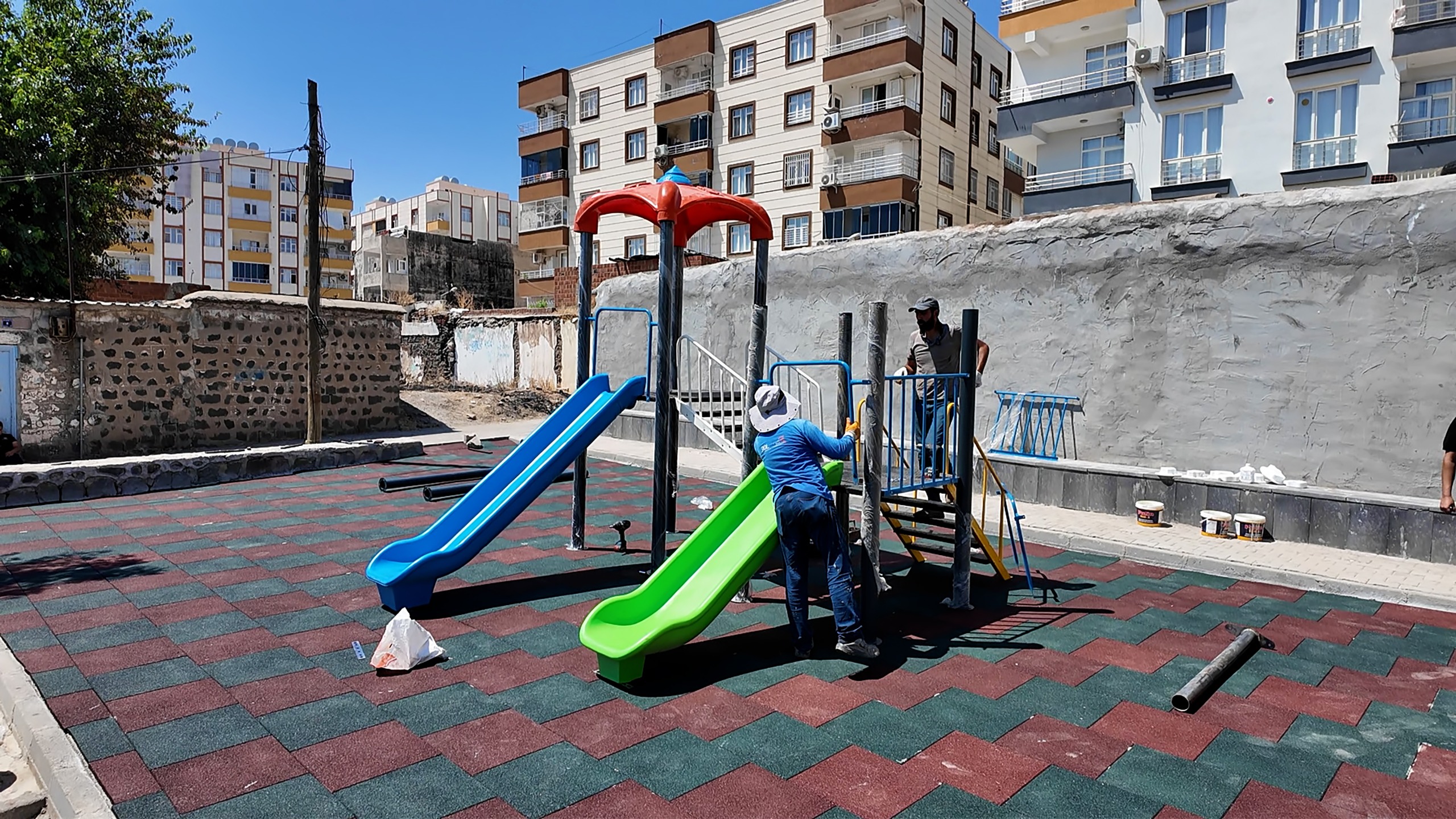 HAMİDİYE MAHALLESİ YILLAR SONRA İLK PARKINA KAVUŞTU