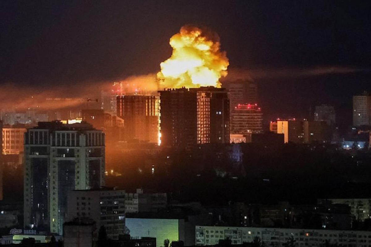 Savaşta tansiyon yeniden yükseldi! Kiev balistik füzelerin hedefi oldu