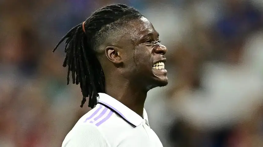 GALATASARAY’DA CAMAVINGA BOMBA! REAL MADRİD FİYATI DÜŞÜRDÜ