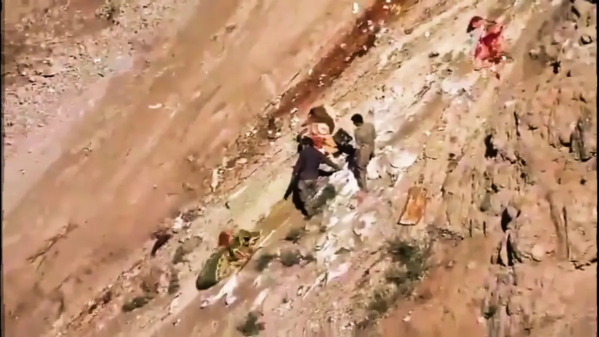 PKK, METİNA’DAKİ 4 BARINMA ALANINI BOŞALTTI! İŞTE SON GELİŞMELER