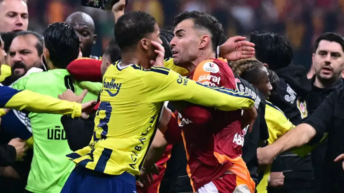 GALATASARAY-FENERBAHÇE DERBİSİNİN FATURASI KESİLDİ! CEZALAR BELLİ OLDU