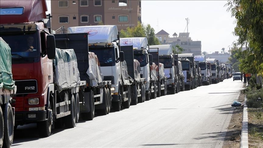 İsrail, Gazze Şeridi'ne insani yardım girişini durdurdu;