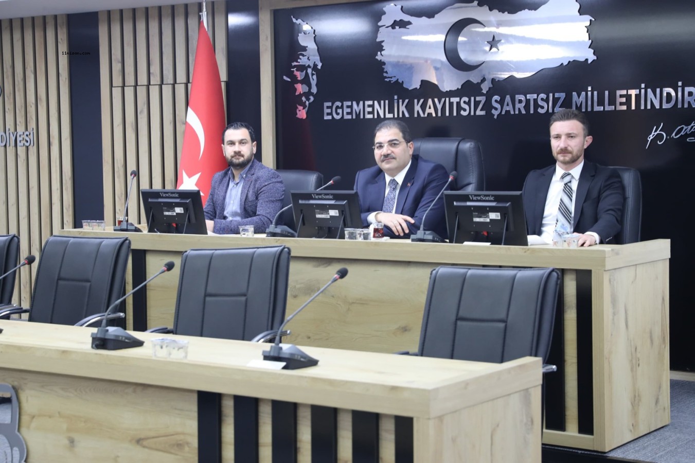 HALİLİYE MECLİSİNDE GÖRÜŞÜLDÜ: OTOPARK ÜCRETLERİNDE DÜZENLEMEYE GİDİLİYOR;