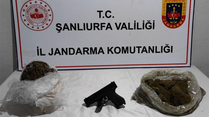 jandarmadan uyuşturucu operasyonu: 3 gözaltı;