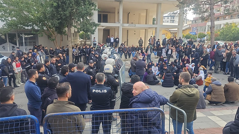 Halfeti’de kayyum protestosunda 8 gözaltı!;