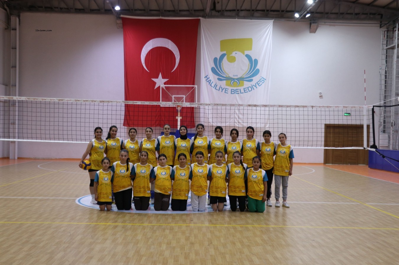 GELECEĞİN VOLEYBOL YILDIZLARI HALİLİYE BELEDİYESİ İLE YETİŞİYOR;