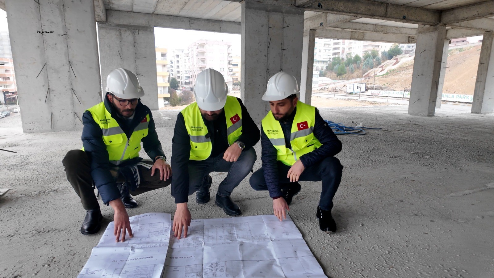 KARAKÖPRÜ'DE SAĞLAM YAPILAR İÇİN DENETİMLER SÜRÜYOR;