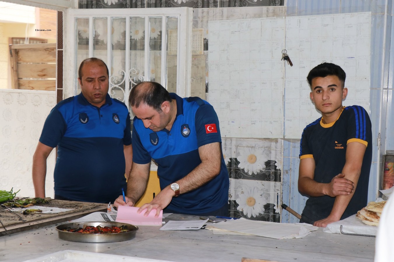 HALİLİYE ZABITASINDAN PİDE FIRINLARINA BACA DENETİMİ;