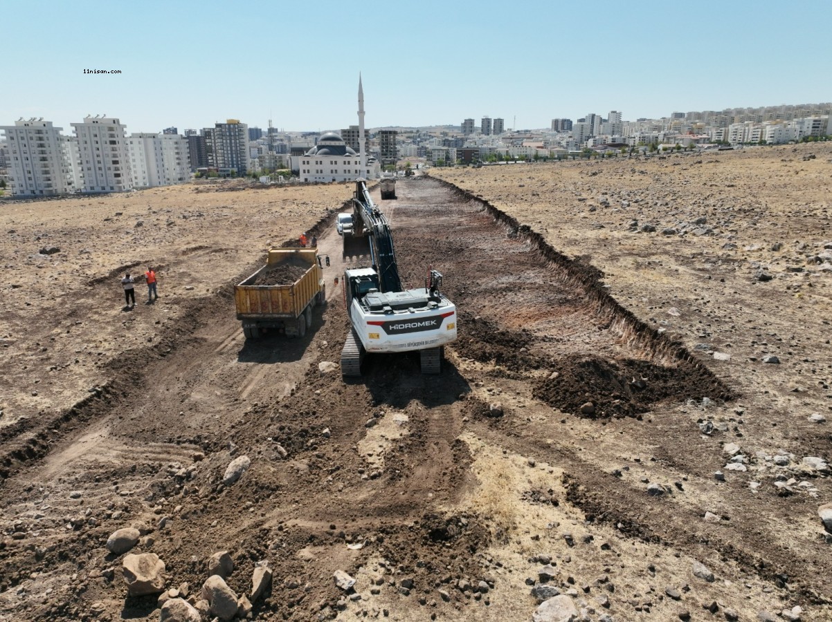 BÜYÜKŞEHİR’DEN SEYRANTEPE MAHALLESİNDE YENİ YOL ÇALIŞMASI;