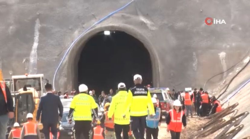 Hızlı tren şantiyesinde kaya düşmesi: 1 ölü, 1 yaralı;