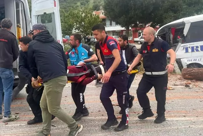 YOLCU OTOBÜSÜNÜN DE KARIŞTIĞI ZİNCİRLEME KAZADA CAN PAZARI YAŞNDI;
