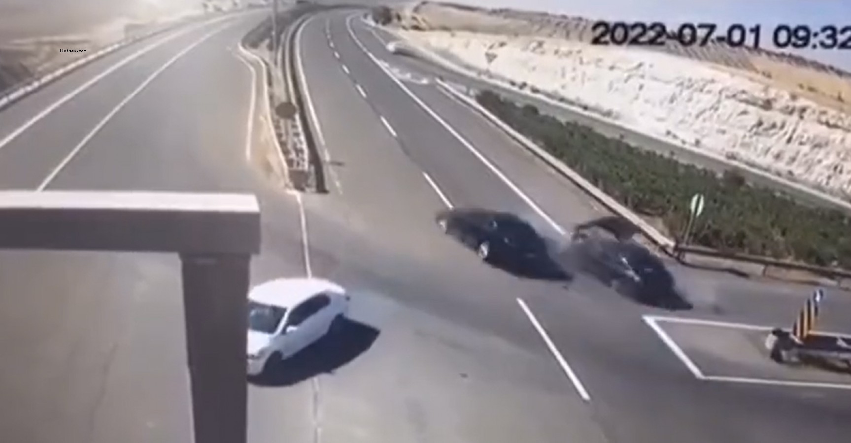 Urfa'da korkunç kaza kameralarda! İzleyenlerden çağrı;