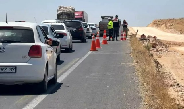 ŞANLIURFA'DA YAYA TIRIN ALTINDA CAN VERDİ