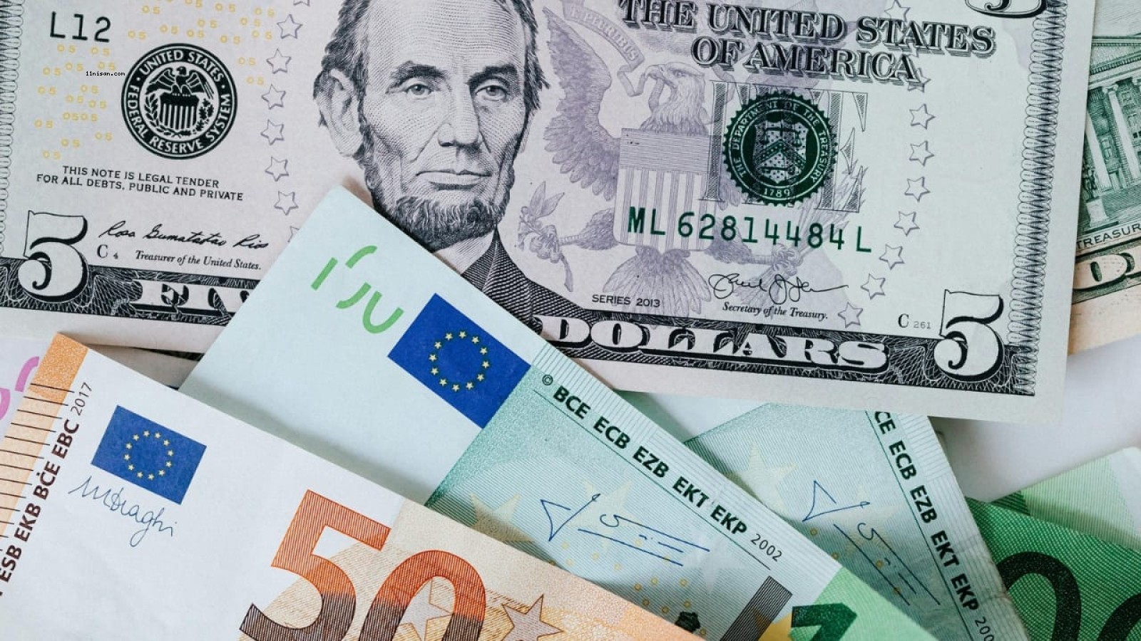 12 Ağustos'ta dolar ve euro güne nasıl başladı?;