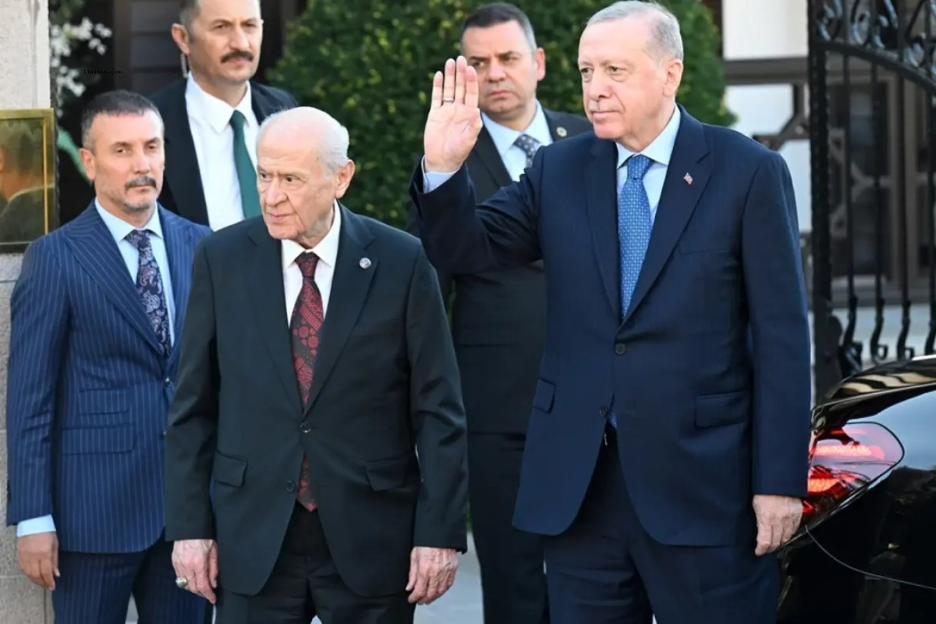 BAHÇELİ’DEN DİKKAT ÇEKEN MESAJLAR: “AHMET TÜRK GÖREVİNE İADE EDİLMELİ, AHMET ÖZER TAHLİYE EDİLMELİ”;