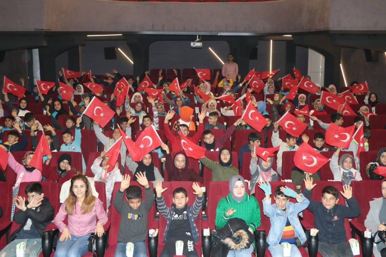 Urfa’da 180 bin öğrenci sinemayla buluştu