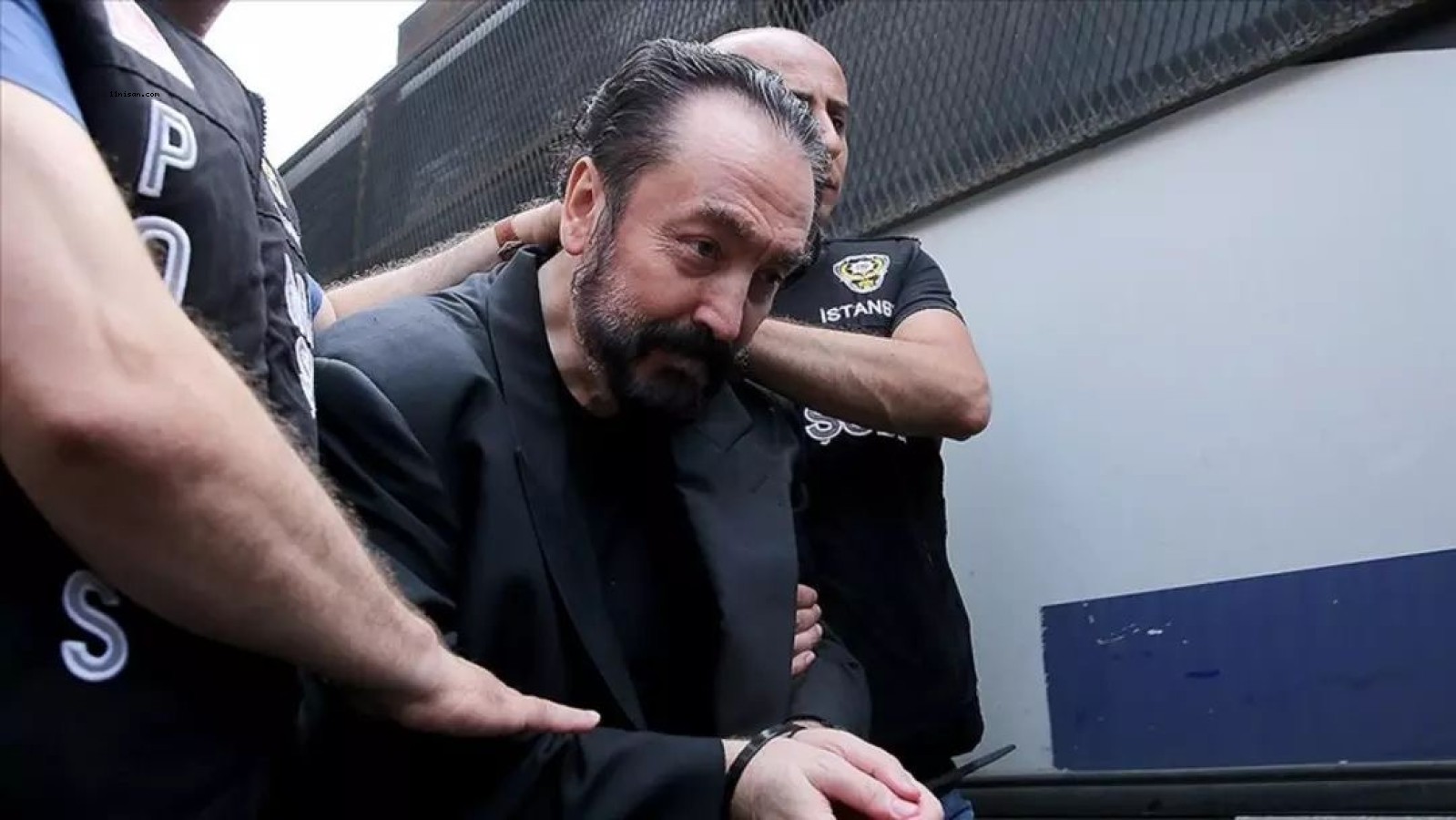 Adnan Oktar'dan 'pes' dedirten sözler! Kendisini peygamberlerle kıyasladı;