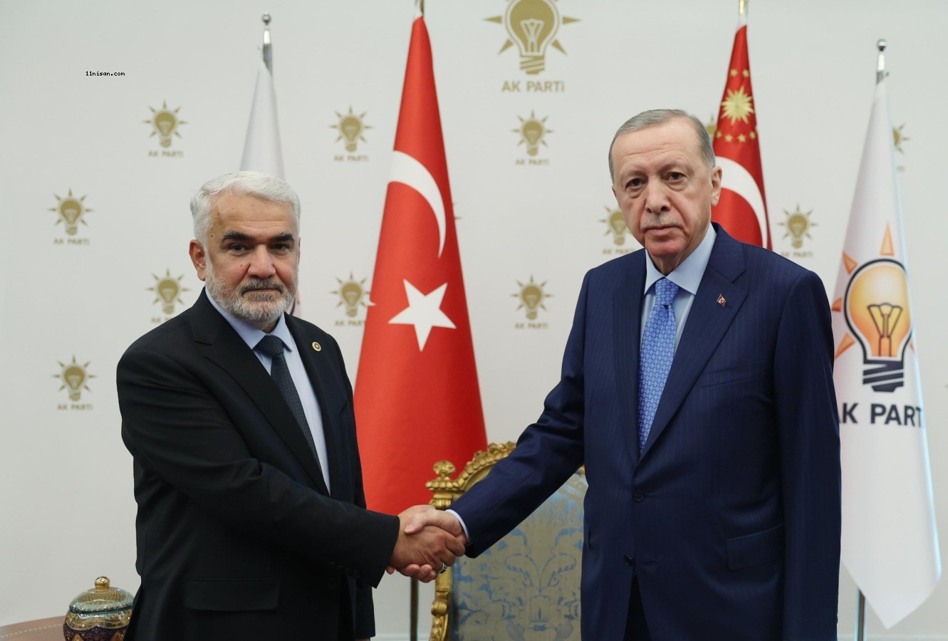 Cumhurbaşkanı Erdoğan, Yapıcıoğlu'nu AK Parti Genel Merkezi'nde kabul etti.;
