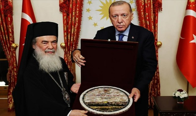 Dolmabahçe’de Kudüs Mesajı: Patrik Theofilos’tan Erdoğan’a Tarihi Emanet