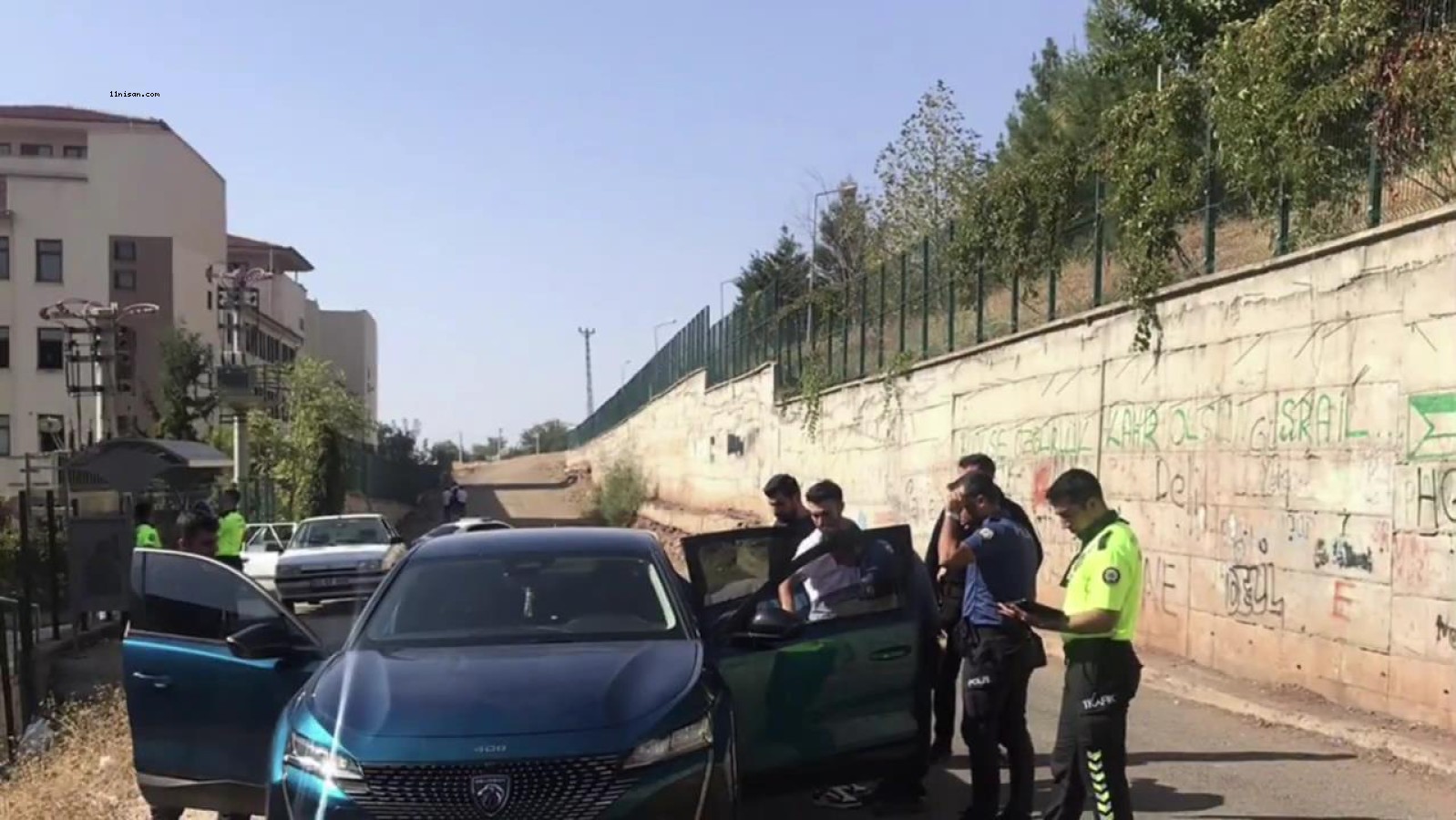 Şanlıurfa polisinden kaçamadılar: Yakalandılar;