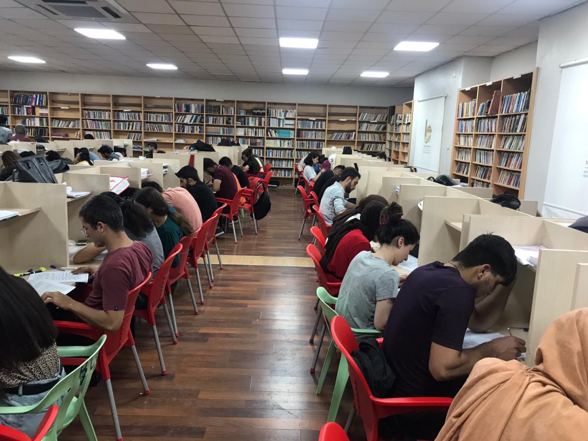 Viranşehir’den öğrenci ve memur adaylarına ücretsiz deneme sınavı;