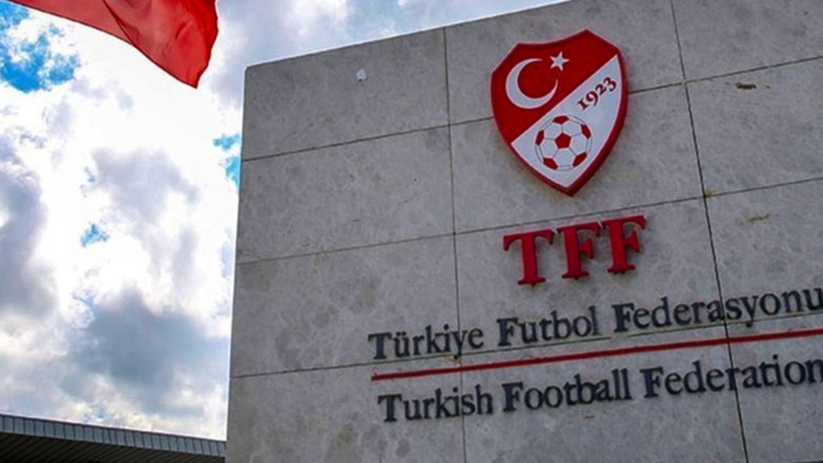 Karbel Karaköprü Belediyesporlu futbolcuya ceza;