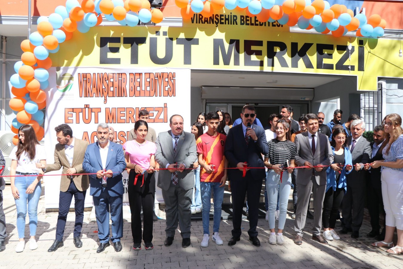 Viranşehir’de etüt merkezinin resmi açılışı yapıldı;