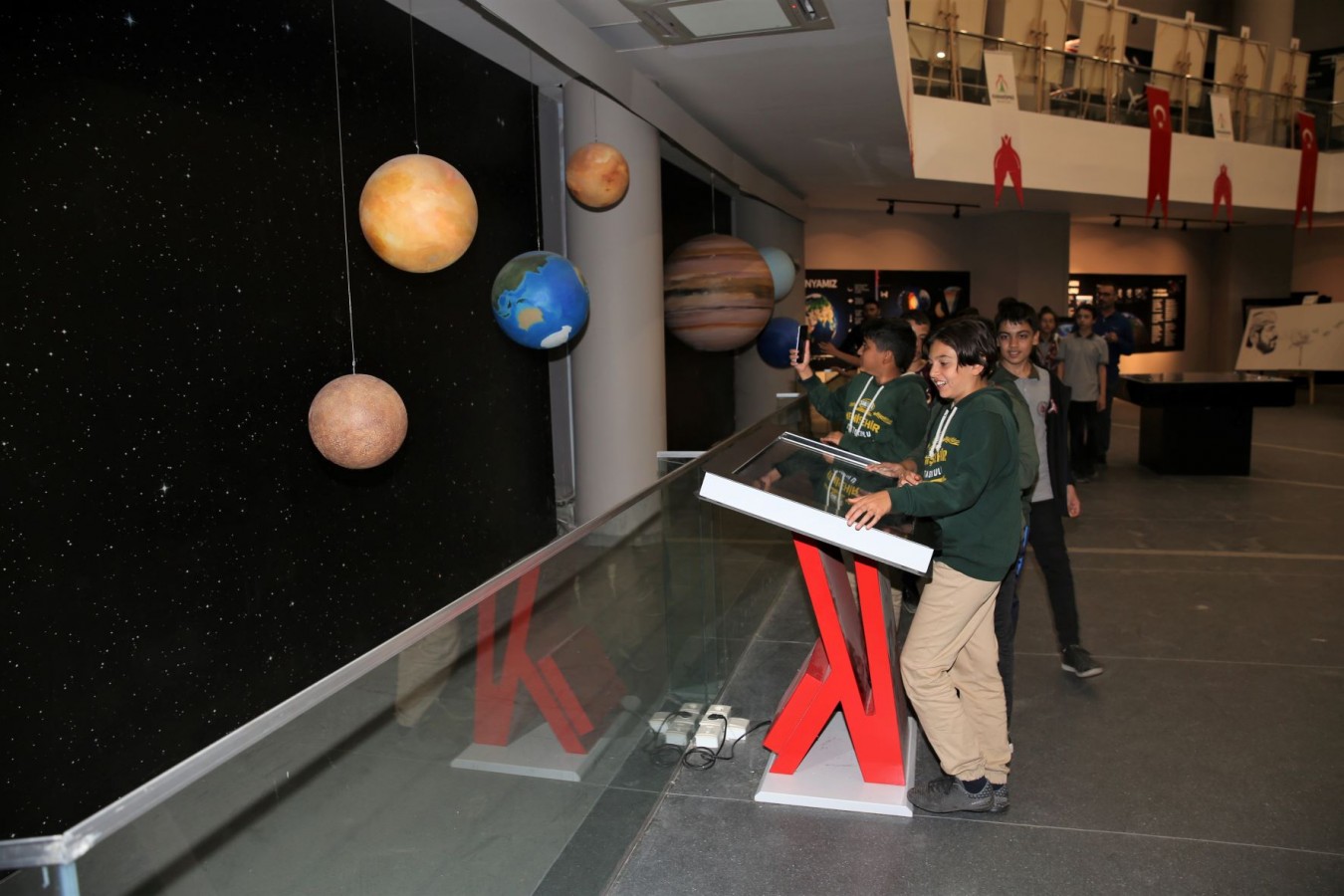 Karaköprü’de çocuklar uzay ve bilimle tanışıyor;
