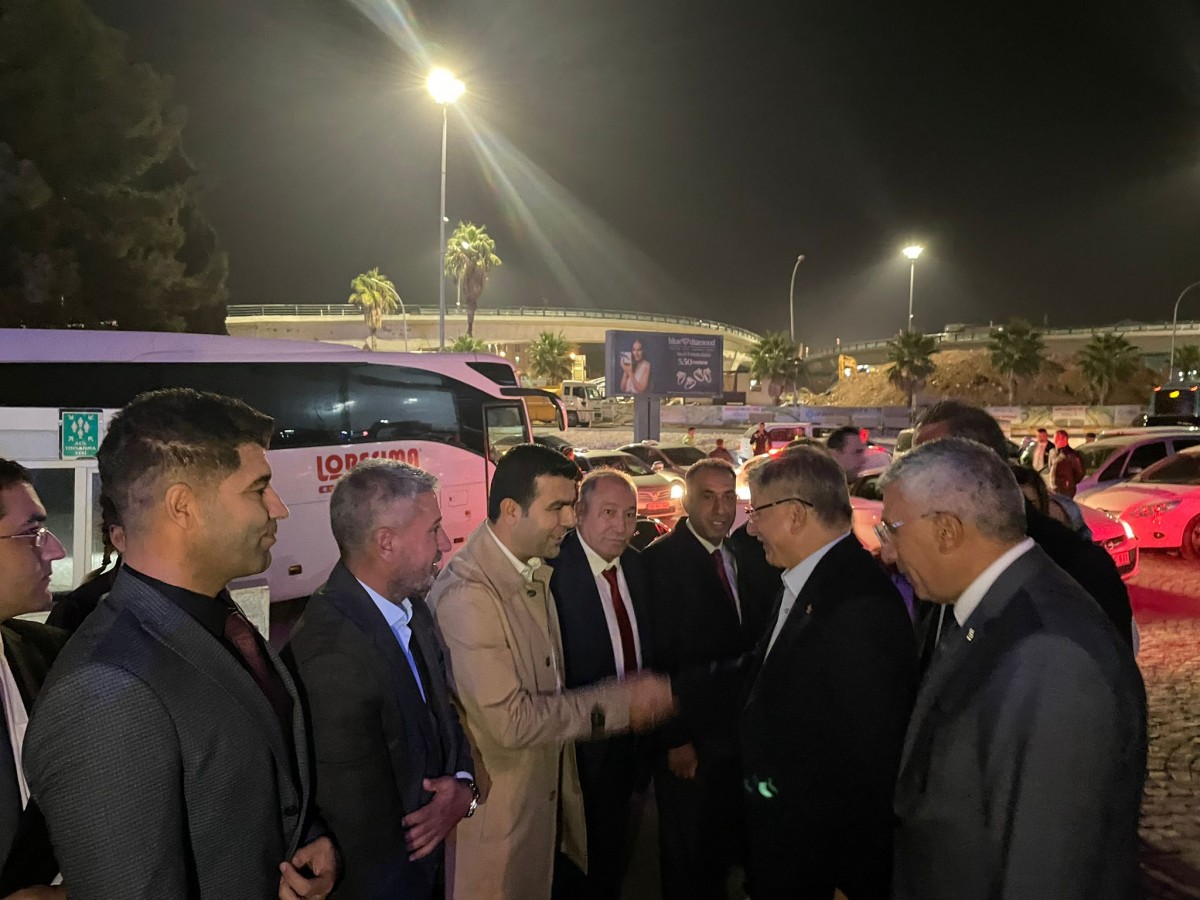 Ahmet Davutoğlu Şanlıurfa'da;