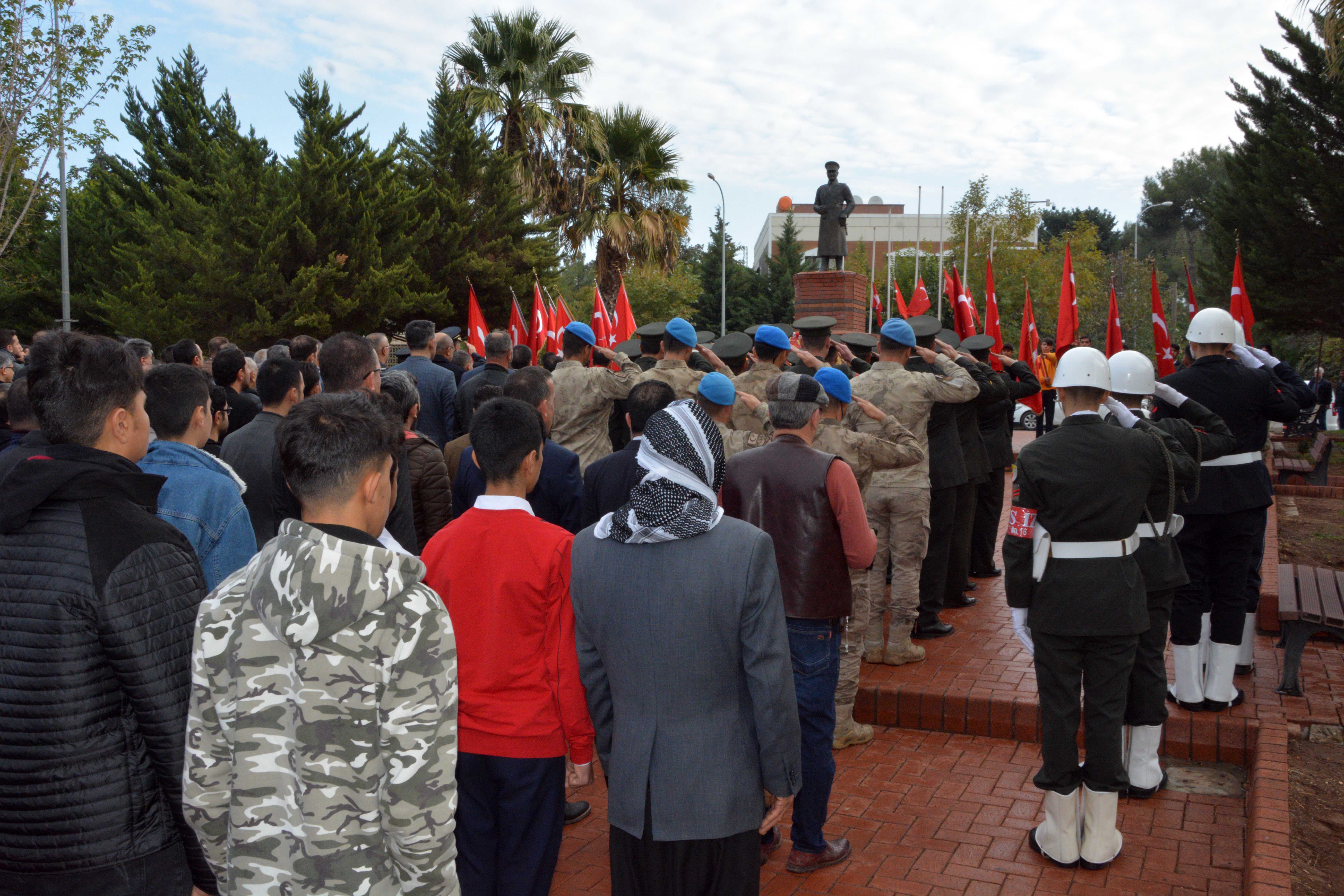 Siverek’te 10 Kasım Atatürk’ü anma programı;