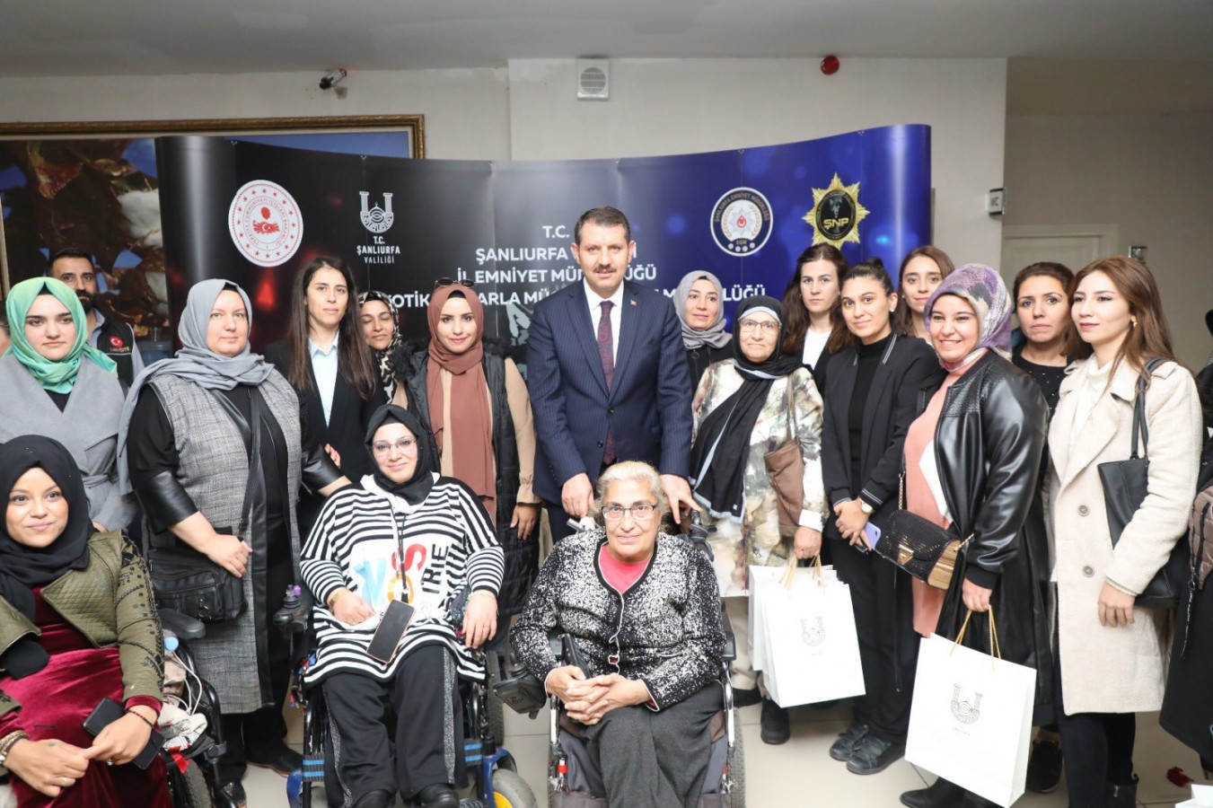 En iyi narkotik polisi anne! Urfa ve ilçelerinde eş zamanlı program...;