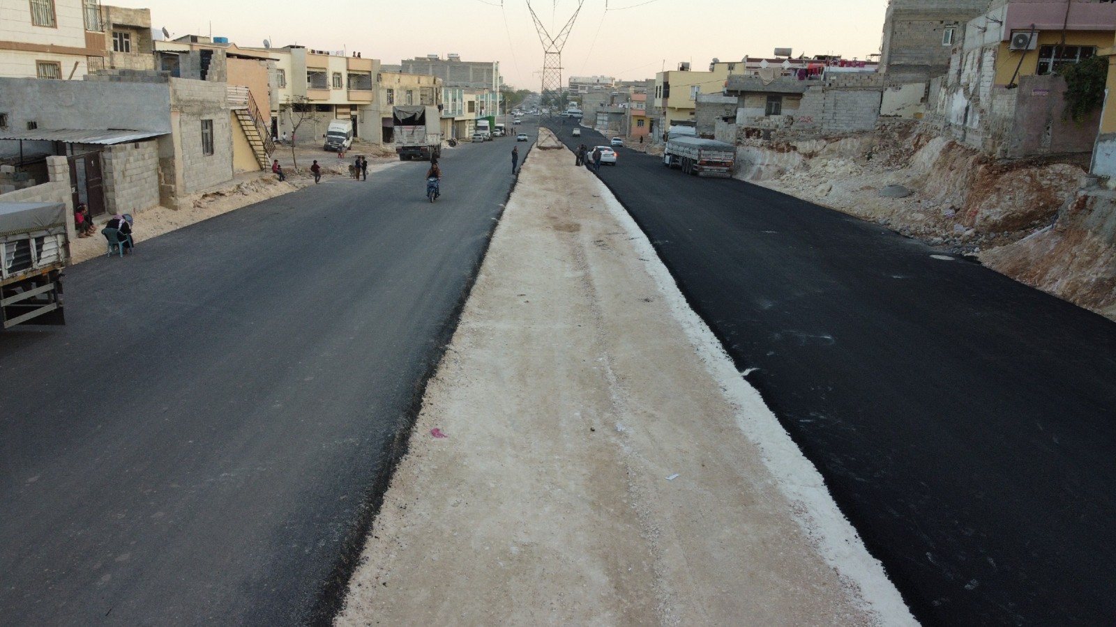 Eyyübiye’deki mahallede asfalt çalışmaları tamamlandı;